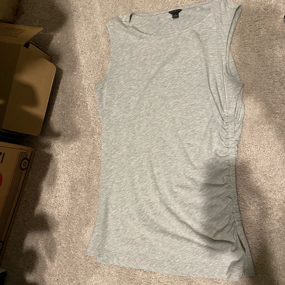 Ann Taylor scrunched sides tank